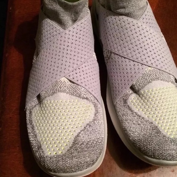 RunNatural Nike Running Free & Flexible  Shoes - Picture 2 of 10